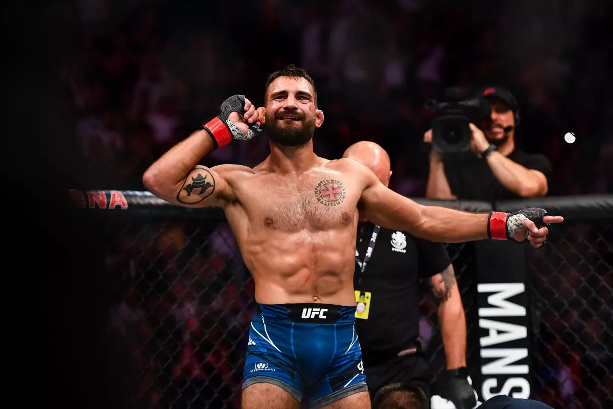 Quelle suite pour Benoit St-Denis après sa performance impressionnante à l'UFC ?